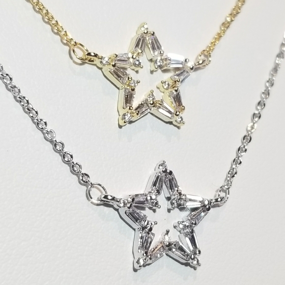 💖 New in Gift Box 🎁 Pave CZ Star Necklace - Picture 11 of 12